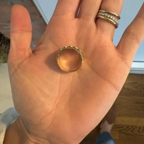 14k gold and diamond Vintage Ring - Picture 5 of 10